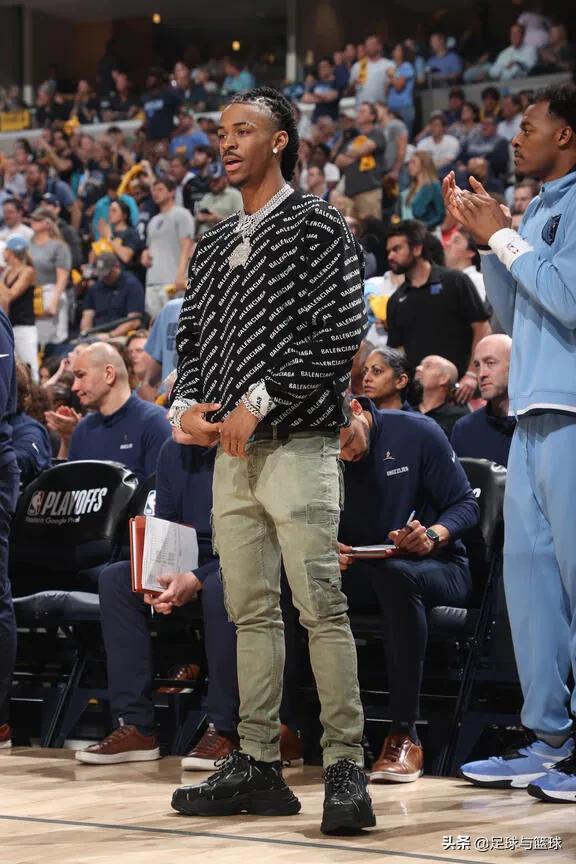 灰熊vs勇士大比分,灰熊vs雷霆狂输73分