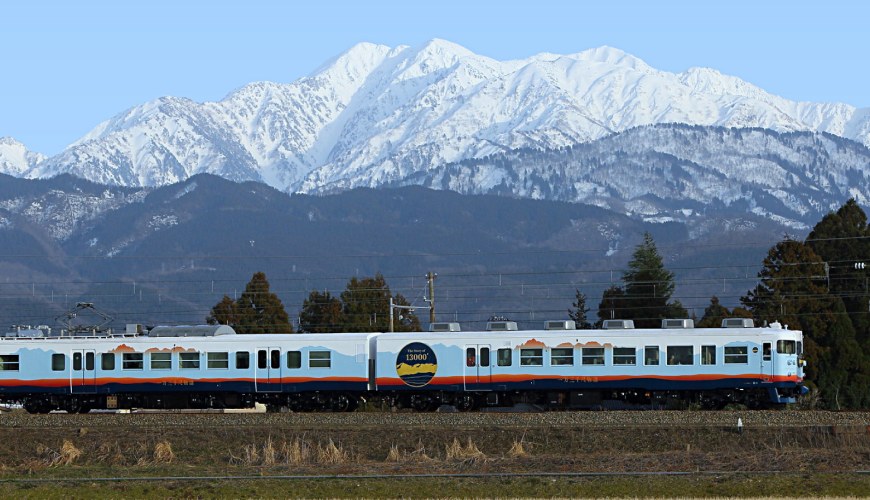 搭乘火车游日本,日本豪华观光列车