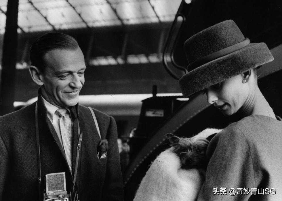 奥黛丽赫本的故事电影在哪看,纪梵希和奥黛丽赫本的故事