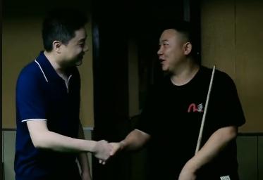 小伙自创台球杆法挑战丁俊晖,仙人杆法挑战丁俊晖原视频