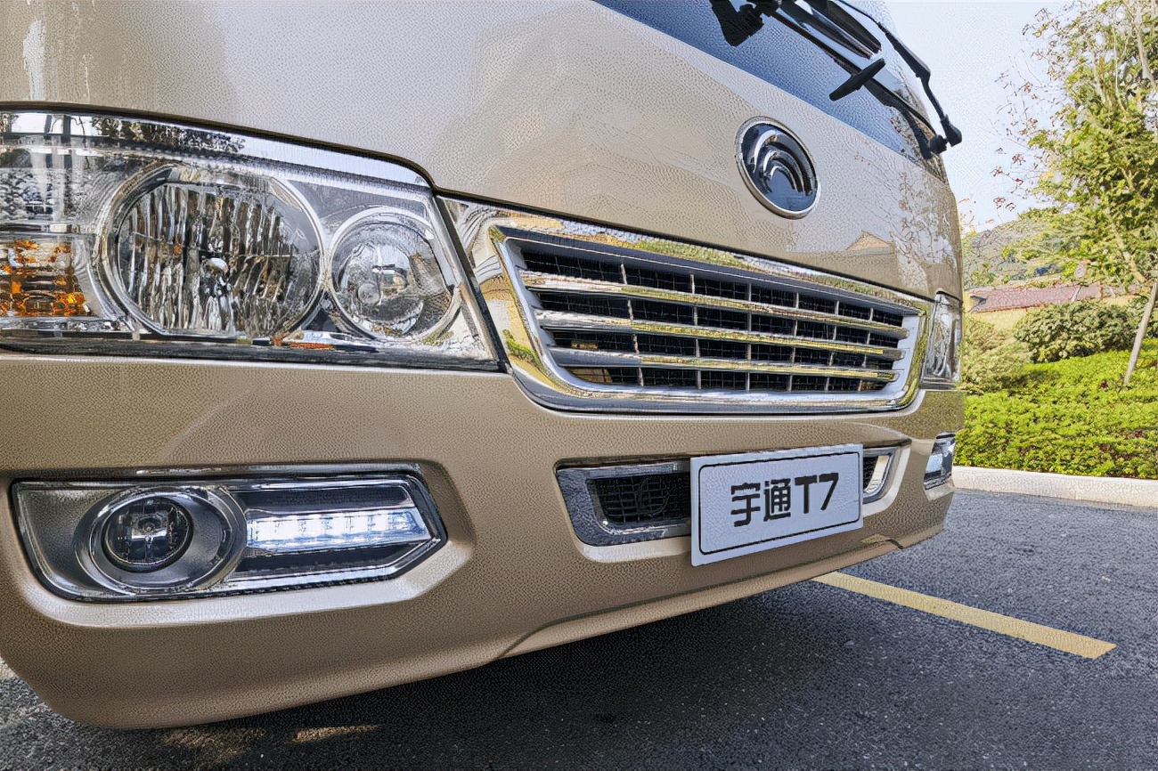 宇通高端商务T7星河版,宇通t7最新款