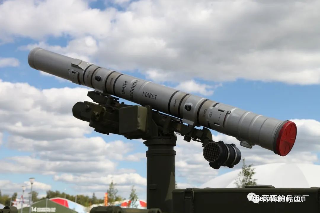 70后*器武**取得五杀，俄军风暴-S反坦克导弹车全灭敌人保护渡口