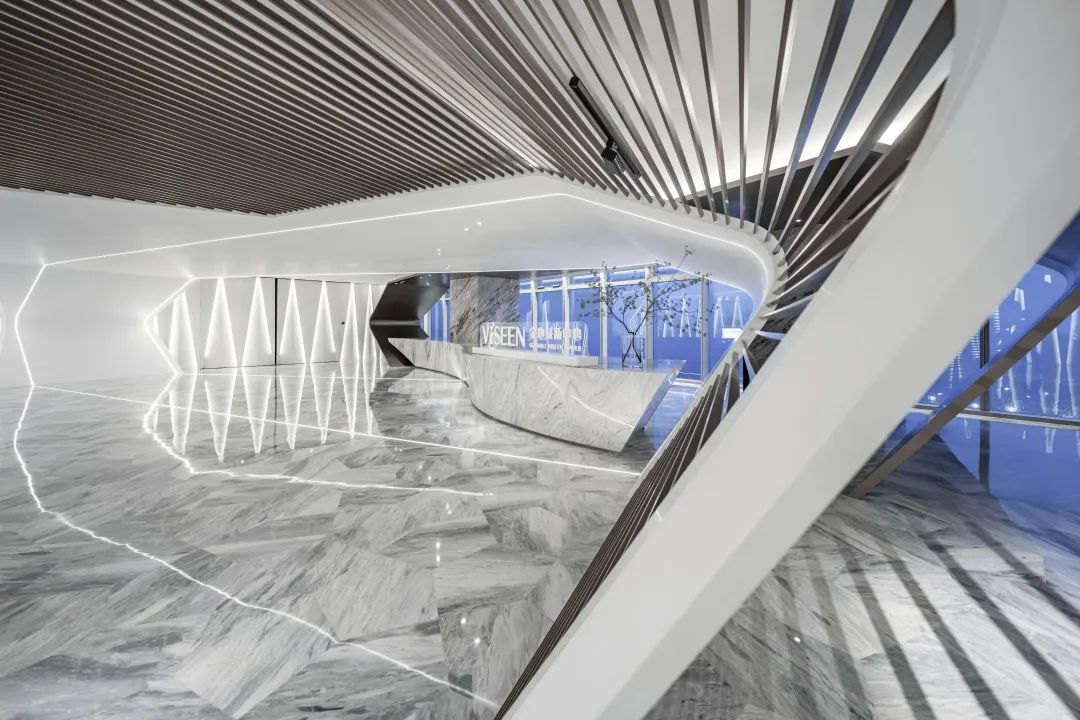 金地威新中心深圳多高,金地威新中心深圳价格