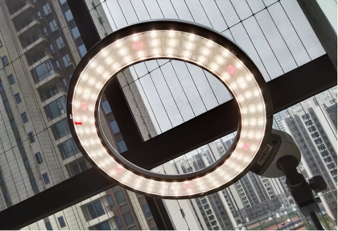 爱德华医生润眼灯评测,医生泪眼灯评测