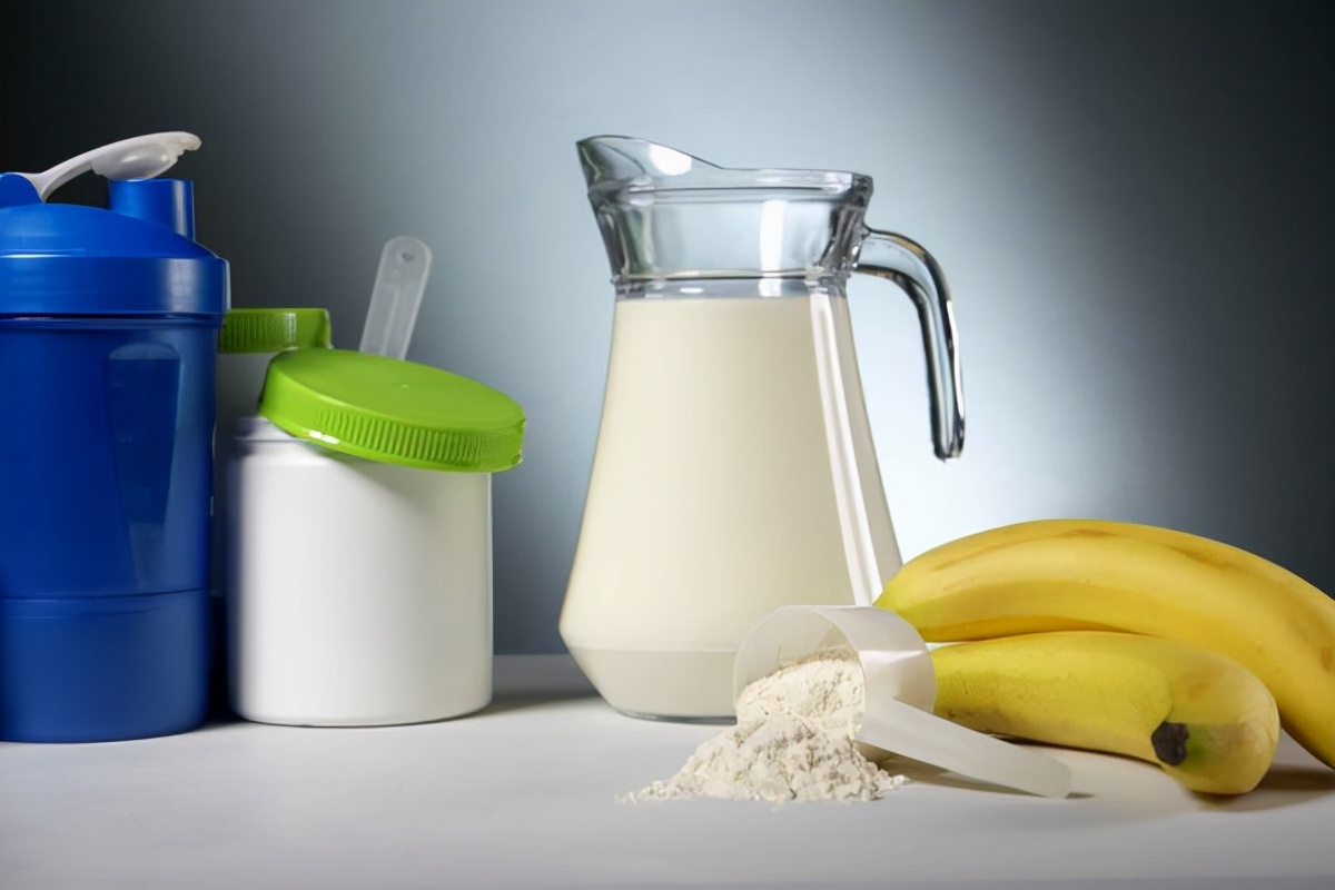 害怕下一个被阳？这届年轻人嗑起保健品来，可比自己爸妈还疯狂！