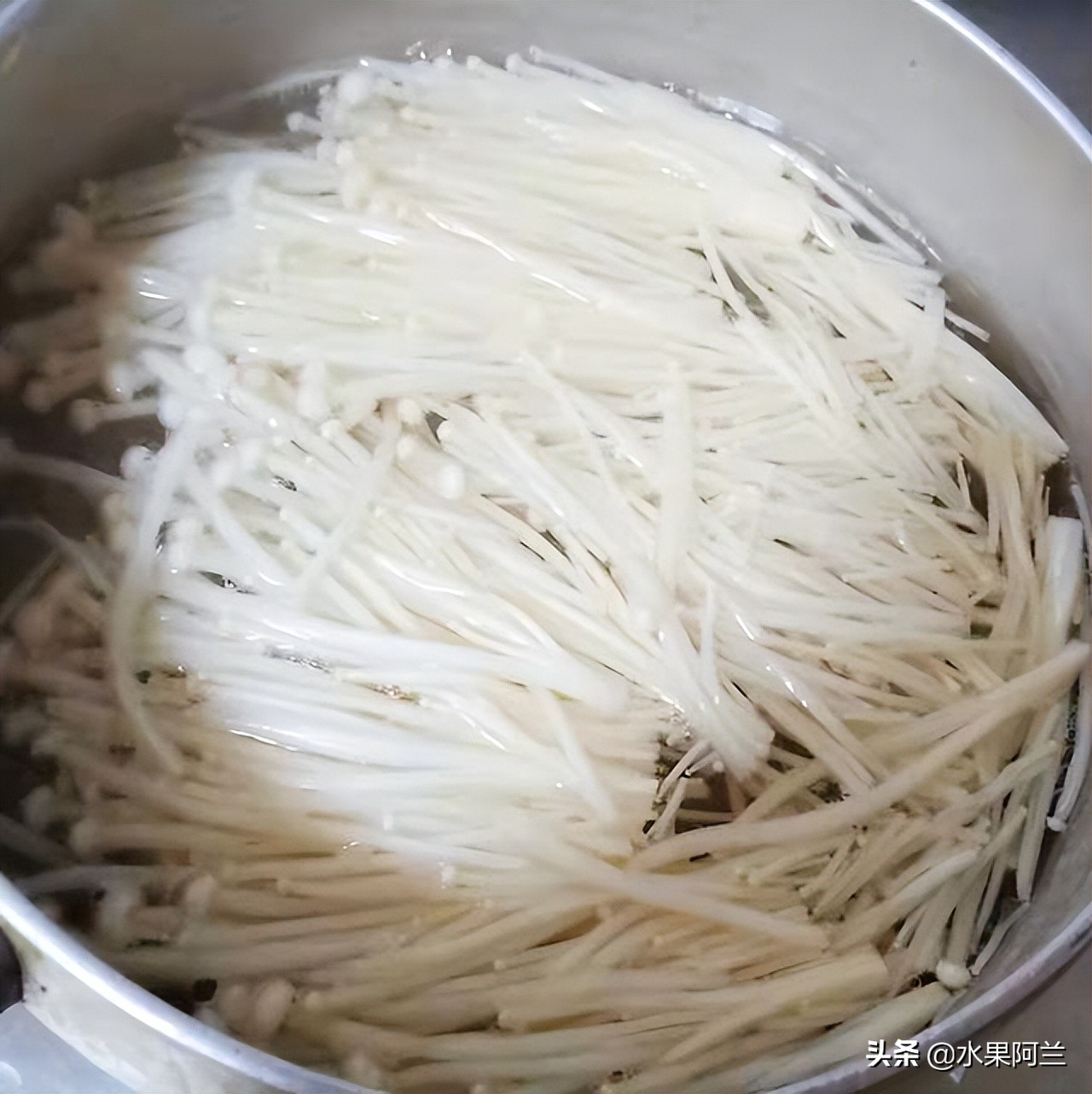 龙虾最好吃的5种做法简单,在家如何做出美味又好吃的龙虾