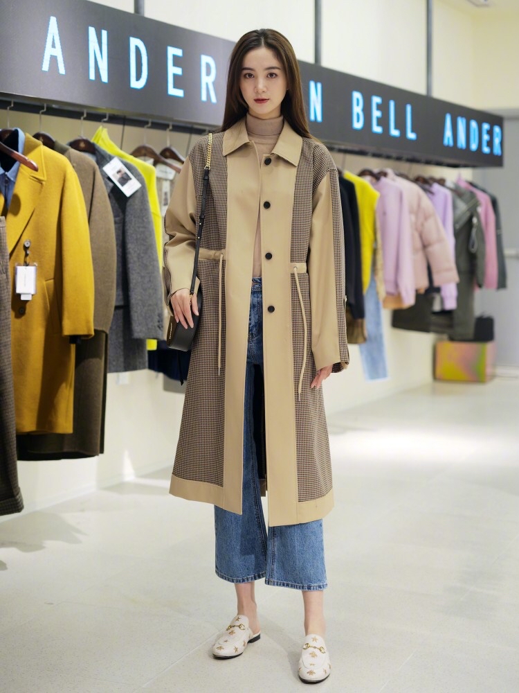 藏蓝色裙子搭配什么颜色外套好看,春款时尚气质女装外套百搭洋气