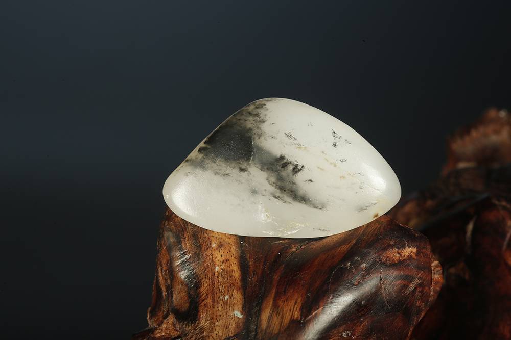 青花籽料特色原石,青花籽料原石的特点