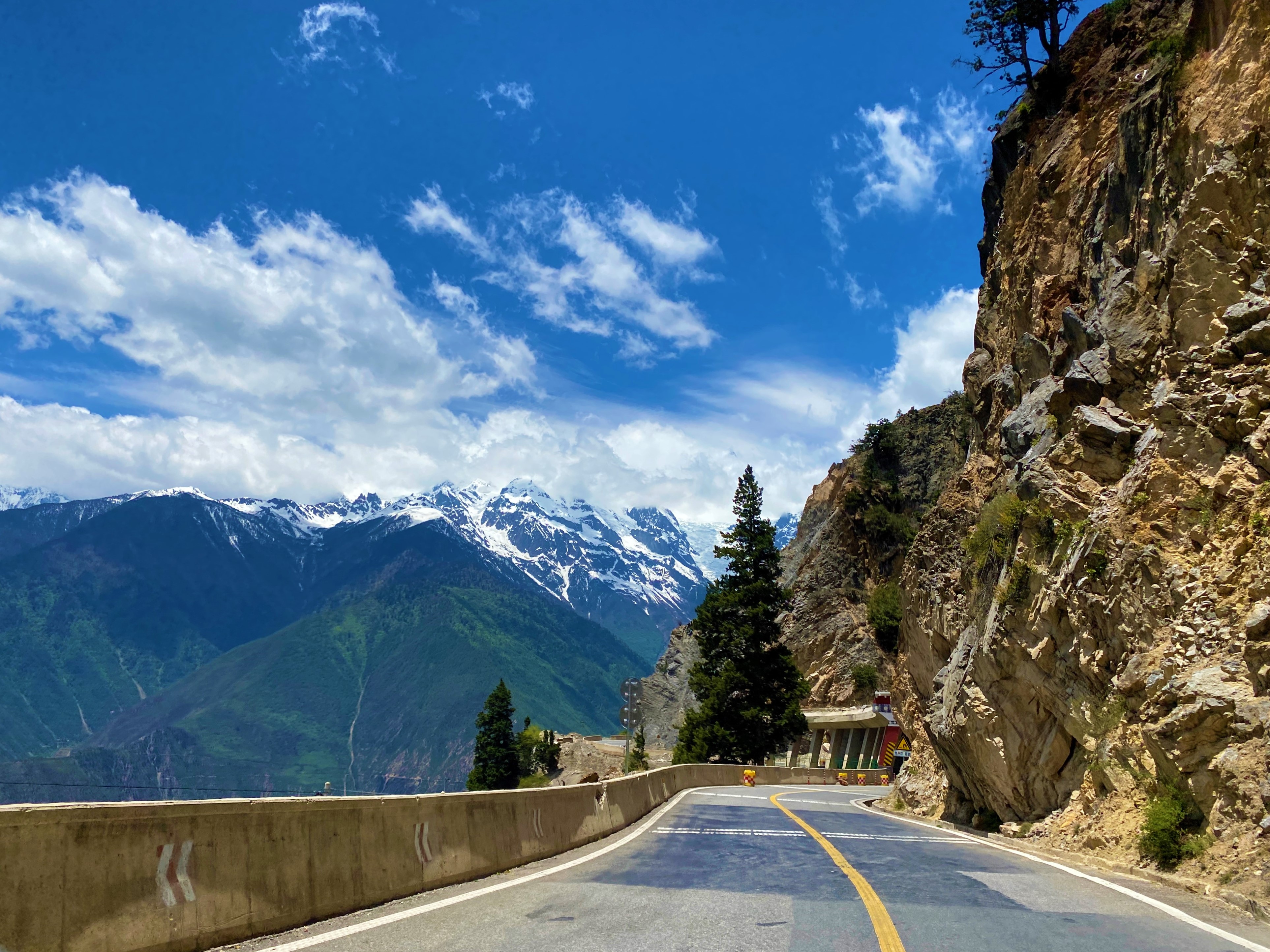 结伴自驾游费用怎样分配,结伴自驾游需考虑哪些费用