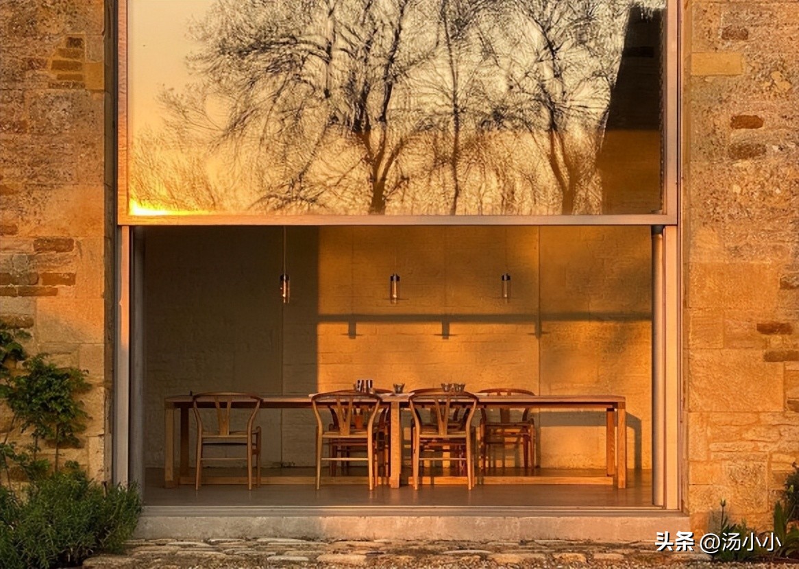 一年被辞退了4次,一个同事毫无征兆被辞退了