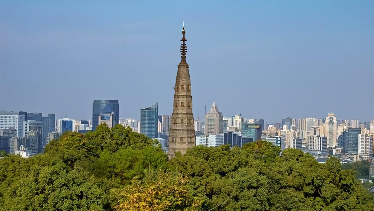 一山二塔三岛三堤五湖分别指什么,杭州西湖的一山二塔三岛