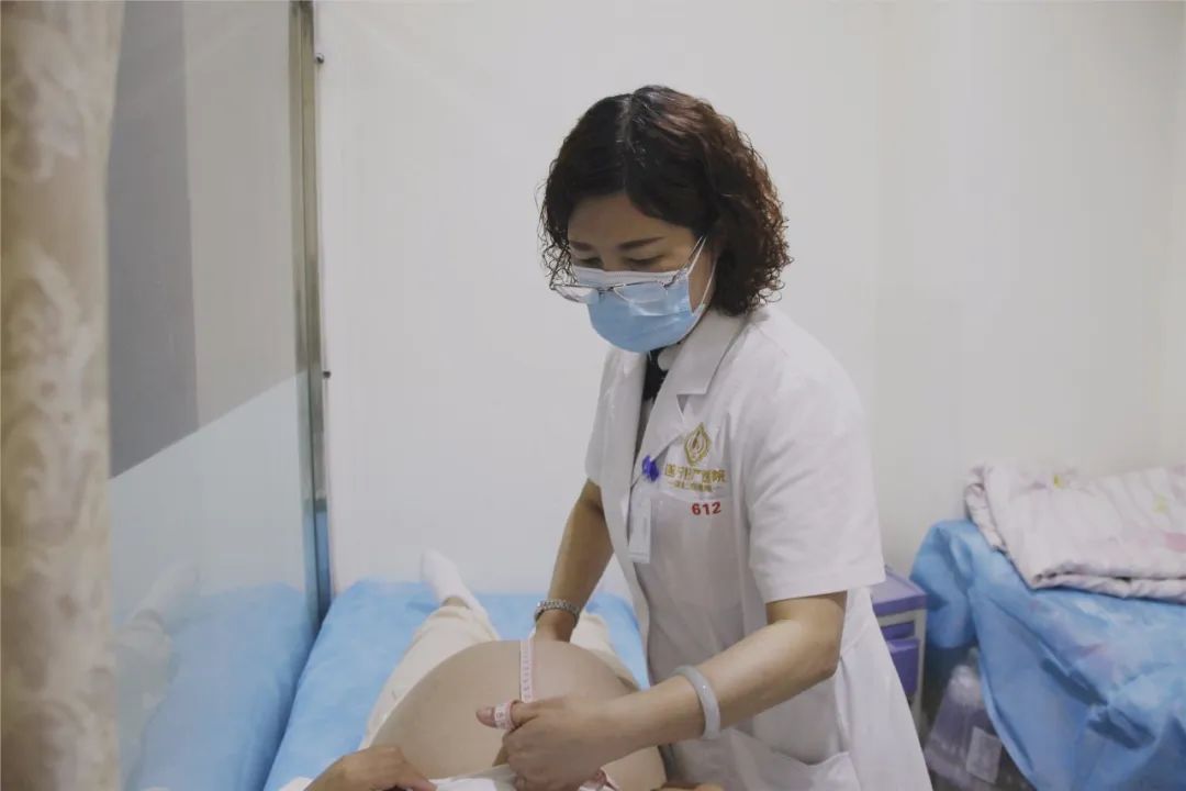 预产期肚子疼怎么快速顺产,无痛分娩提前需要什么准备