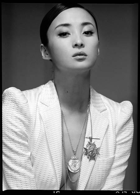 蒋勤勤冷白皮,蒋勤勤是高冷气质吗