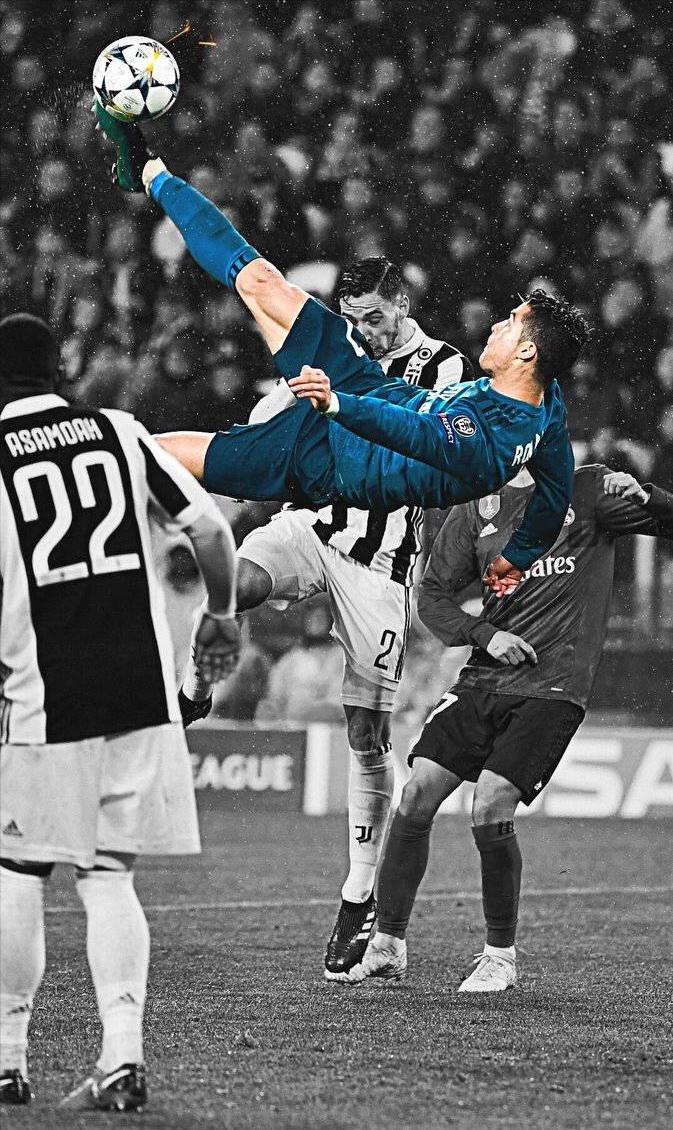 足球巨星c罗有几任妻子,c罗和女朋友情史