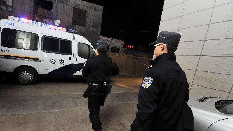 一顿饭花掉一百万完整版,一顿饭把百亿富婆骗到手