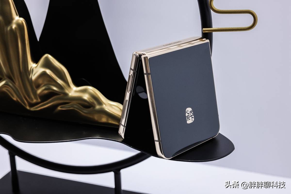 三星w23折叠屏手机一年使用感受,三星w23flip折叠屏深度评测