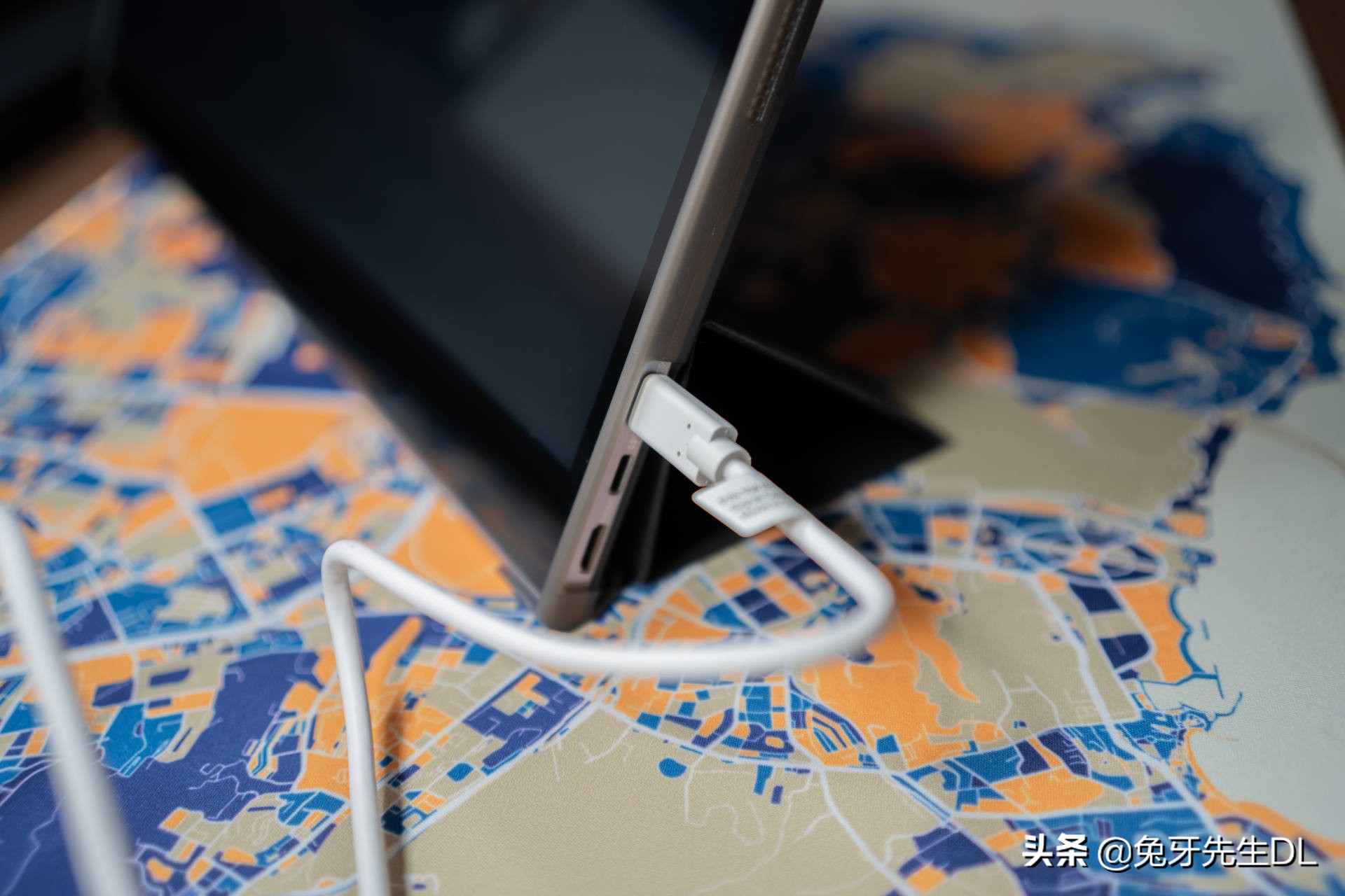 便携显示屏能干什么呢,一块屏幕可以干什么