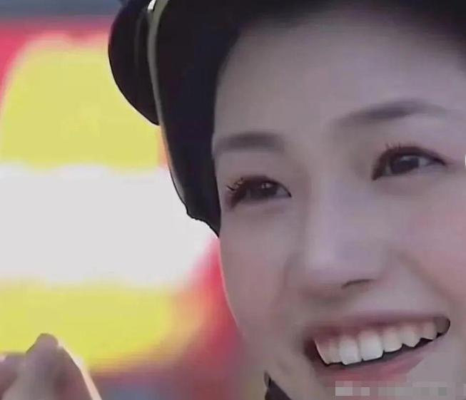 假发，假臀，假肌肉？明星“好皮囊”下，是眼见不一定为实的真相