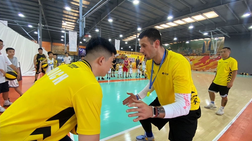 体育运动训练营,暑假训练营青春有你