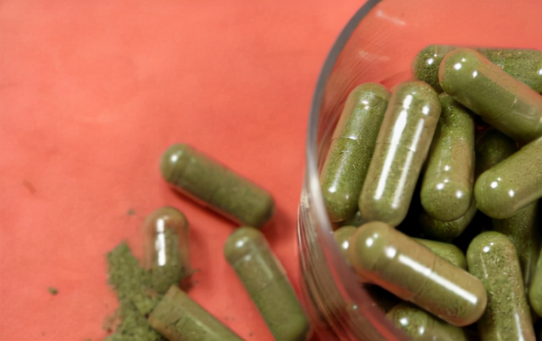 稳心颗粒和参松养心胶囊长期吃吗,常吃麝香保心丸用量