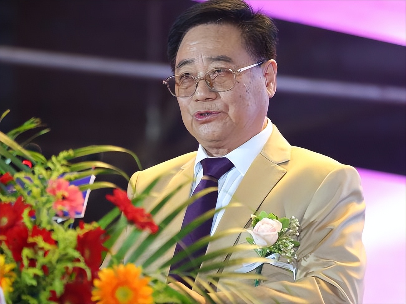 曾经保健品帝国覆灭之路,百亿保健品帝国