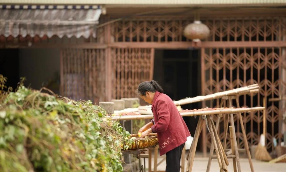 我高中毕业做建筑工人，因炒股被工地经理提拔为包工头，人生逆袭