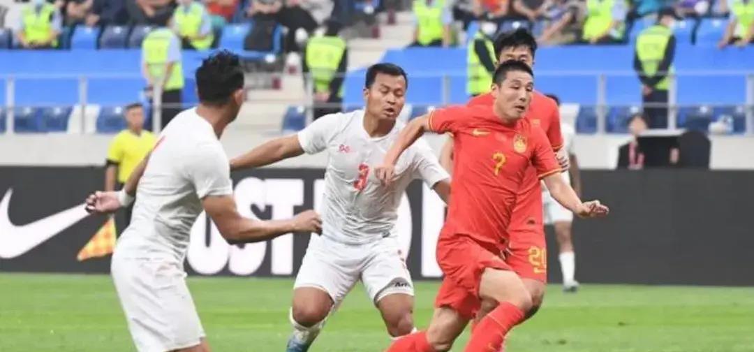 中国对泰国武磊上不了场吗,国足世预赛战泰国名单武磊领衔