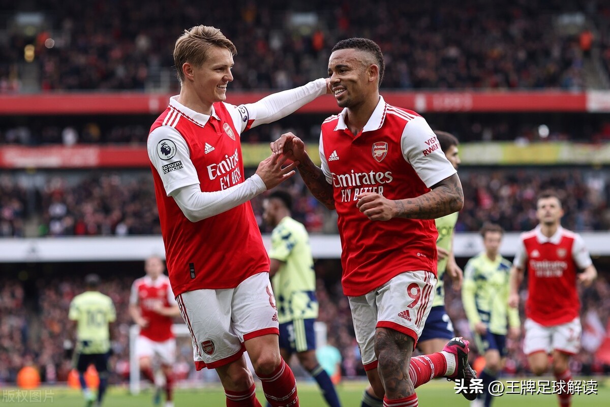 克洛普刚加入利物浦长枪短炮,克洛普瓜迪奥拉交手