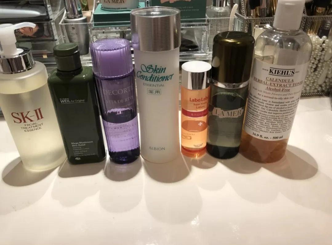 混油皮爽肤水学生10元,爽肤水补水保湿混油皮能用吗