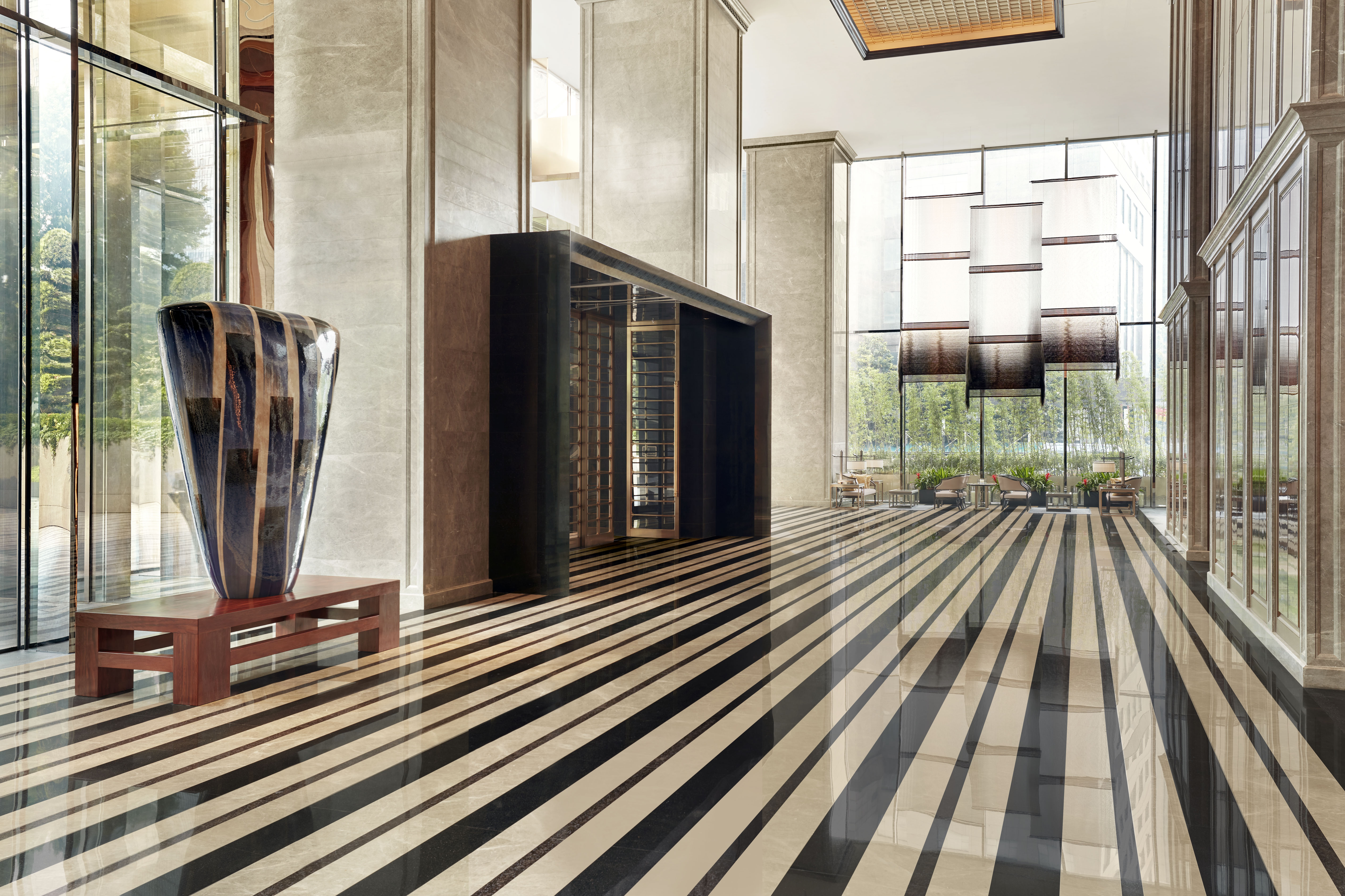 南京丽思卡尔顿酒店的品牌特色 (南京丽思卡尔顿酒店行政酒廊价格)