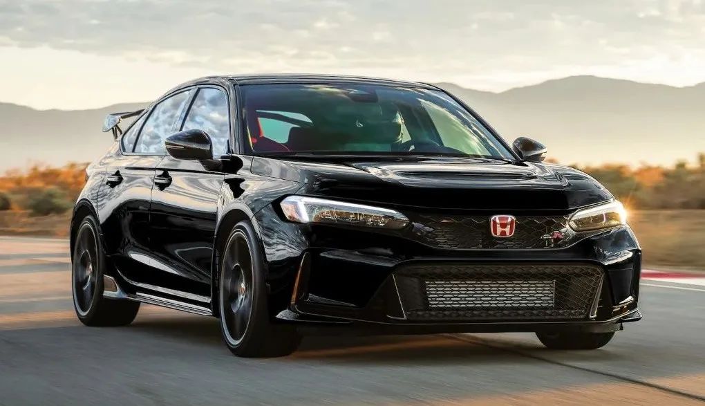 可遇而不可求本田思域typer,花42万买本田思域typer值吗