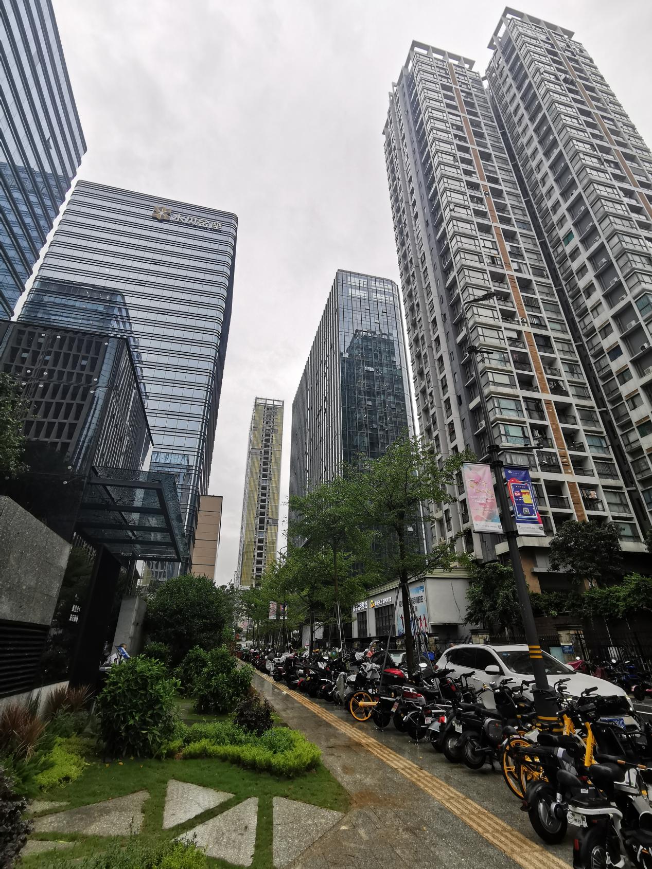 水贝珠宝去哪里进货,水贝珠宝批发市场的厂家在哪