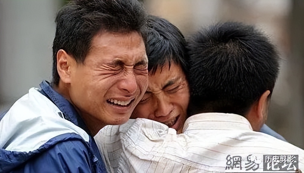 汶川地震15周年：100张照片，100个让人泪流满面的瞬间