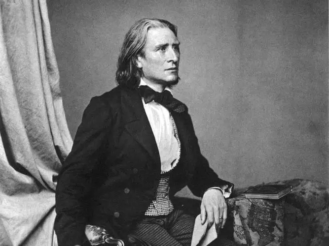 李斯特超技练习曲《狩猎》演奏以及情感融合的技巧