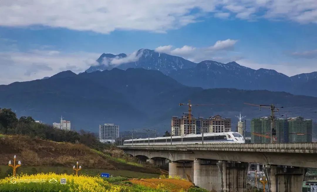 五一节峨眉山一日游最佳攻略,峨眉山五一出行必备
