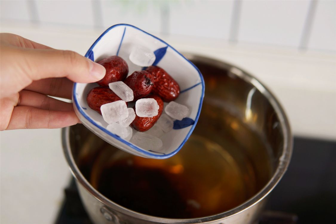 春天天气干燥煲什么汤可以滋润,冬天滋润营养又去燥的5道汤