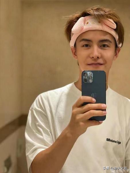 【剑新诗集】三尺情怀08:莘莘学子