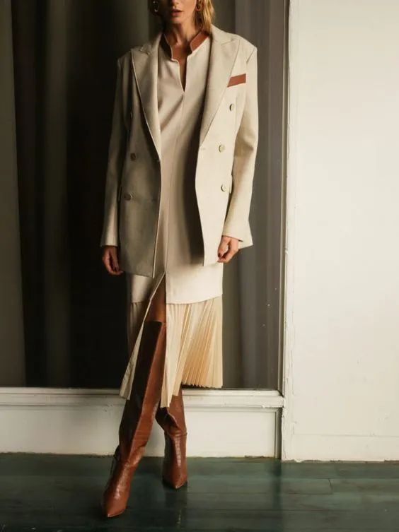 奶茶色高级感,高级色奶茶色和咖色