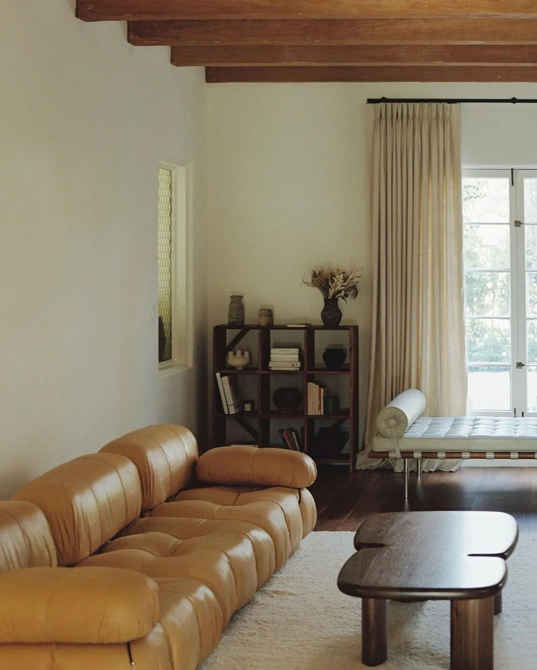 600w人都爱！室内设计师转型时尚博主后，网友：家比穿搭好看