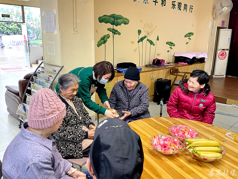 寿星集体生日,老寿星集体生日会
