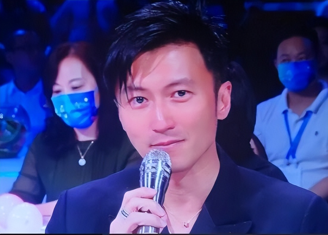 谢霆锋王菲露面视频,谢霆锋王菲或同台演出