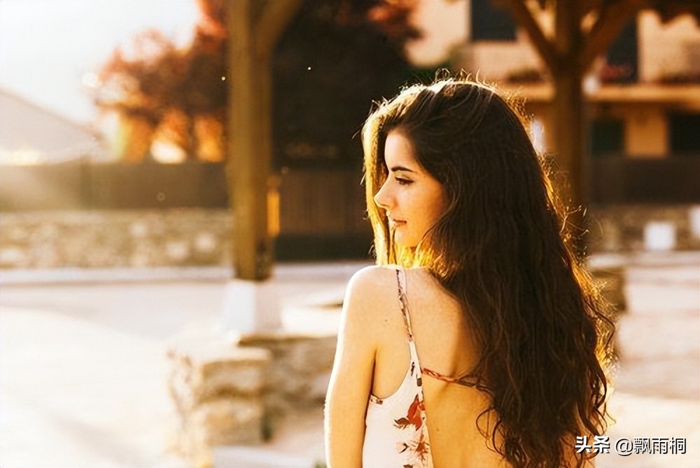 异地恋情侣没安全感怎么办,异地恋没有安全感怎么解决