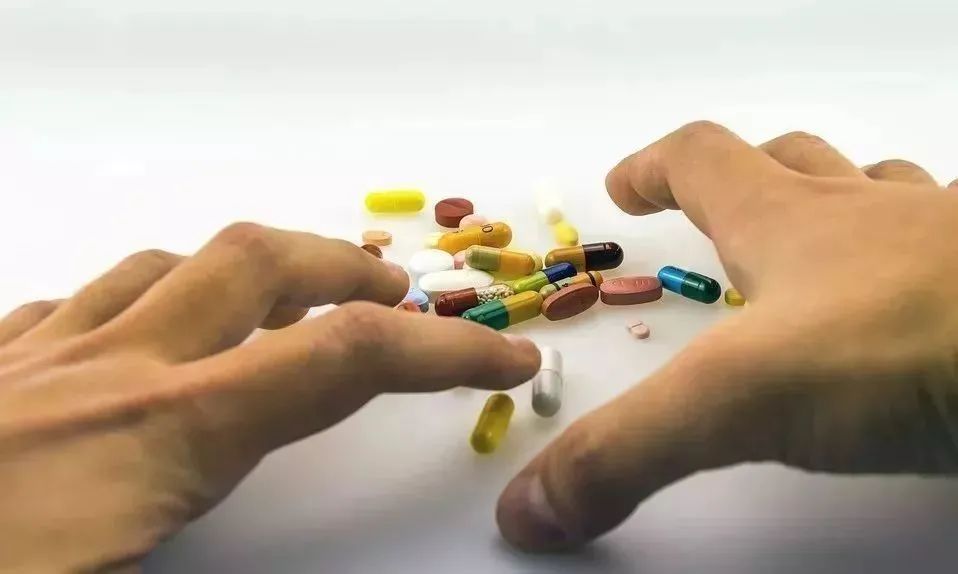 贩卖违禁药品获利500元判刑,私卖毒品案例