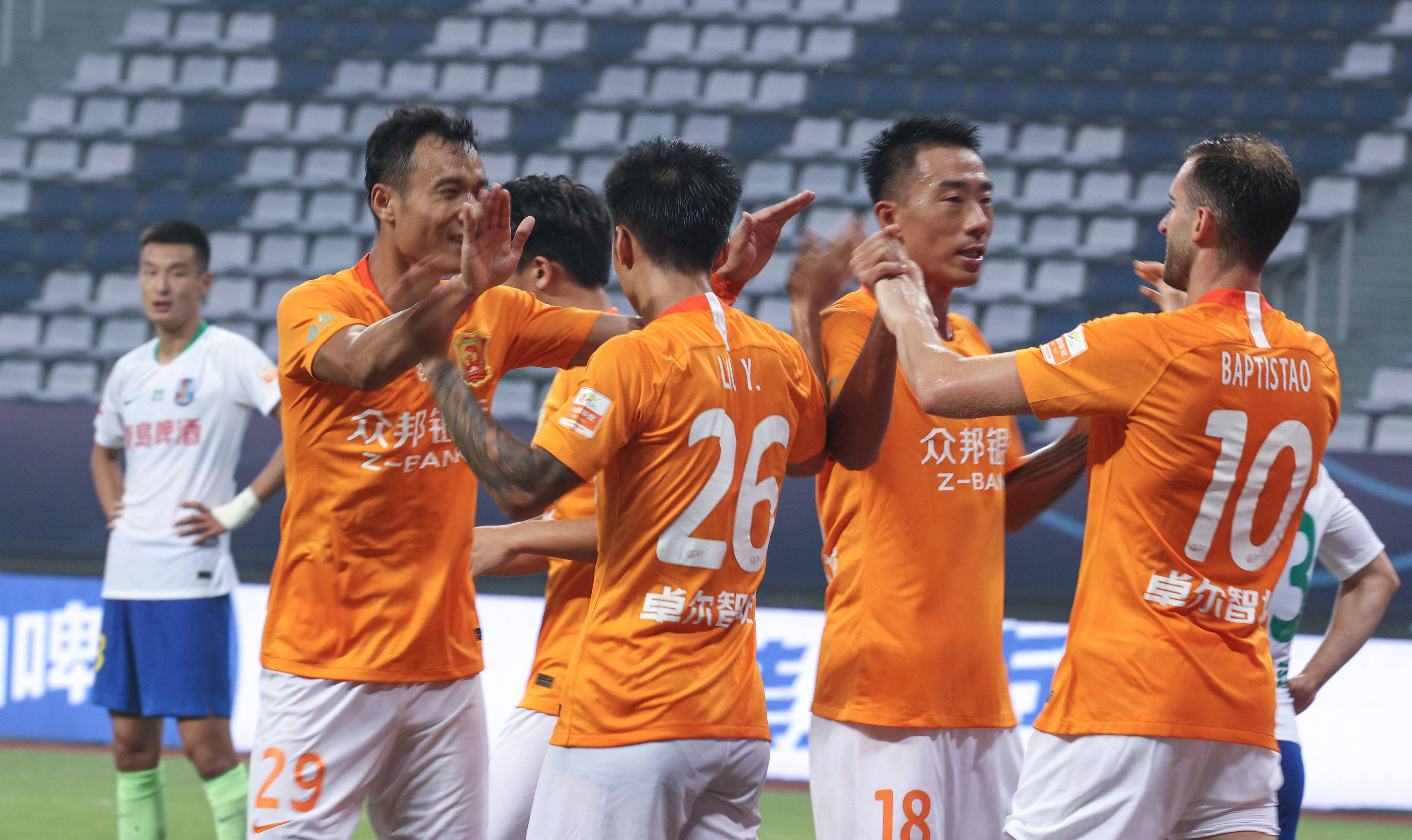 中甲武汉三镇冲超比赛,武汉三镇足球俱乐部冲超