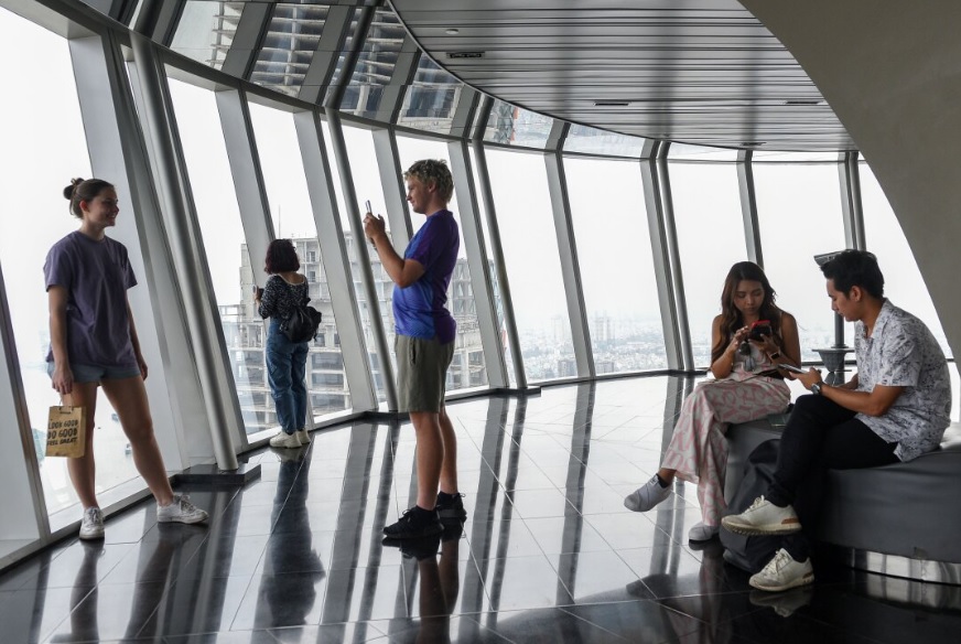 越南最繁华的城市街景,越南老街与芒街哪个城市繁华