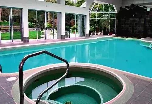 亿万富豪情迷外甥女，后来两家家破人亡，他更是被剁成上百块