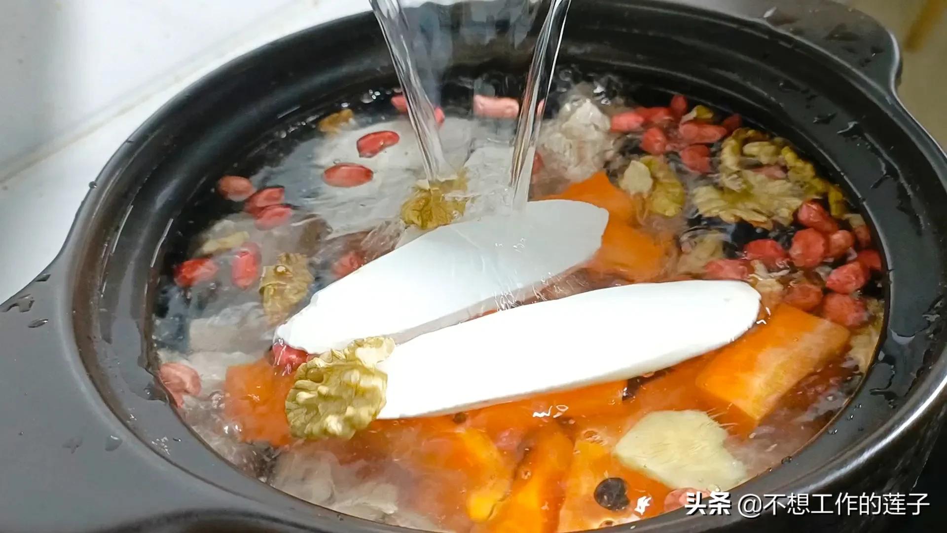 夏季弄什么汤给小孩喝营养又健康,夏季多给孩子喝这些汤美味又营养