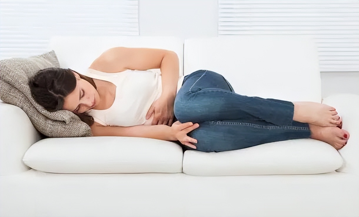 哪些女性出现生理性痉挛,女性身体痉挛是怎么引起的