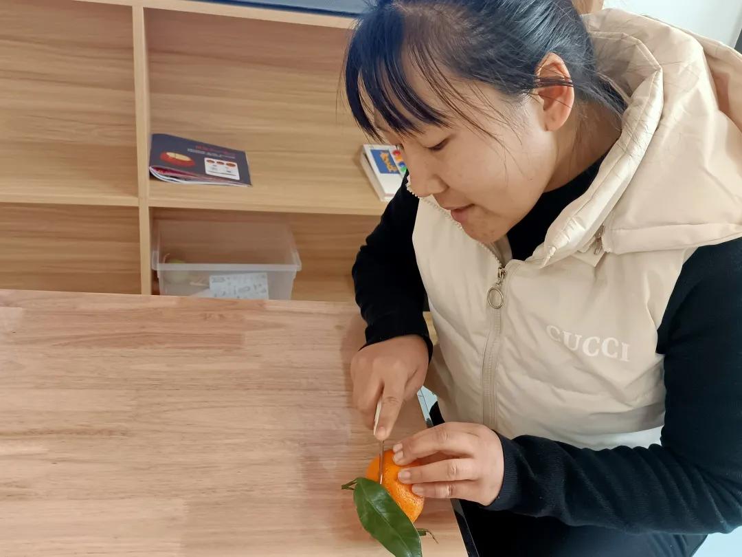 鏆栨殩鐨勫皬妗旂伅鎵嬪伐,娓╂殩鐨勫皬妗旂伅骞煎効鎵嬪伐