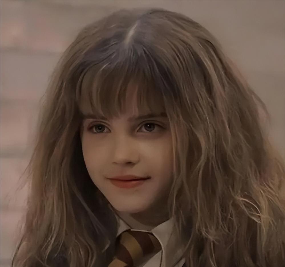 艾玛沃特森10岁到28岁颜值变化,艾玛沃特森为什么那么瘦